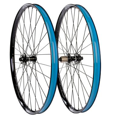 Paire de roues HALO RIDGELINE 27,5'' noire 12x142 